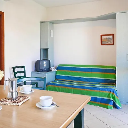 In Cecina Mare Near Sandy Apartment *